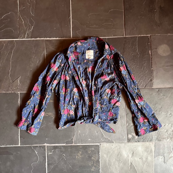 Heritage 1981 Floral Top, Size Medium - Picture 1 of 2